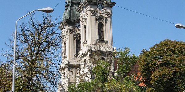 800px-Pancevo-church_of_assumption-1
